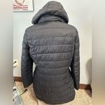Kenneth Cole New York Women’s Medium Black Quilted Parka Full Zip Photo 2