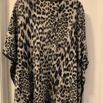 JM Collection  Women’s Animal Print Leopard Cape Poncho Faux Leather Trim Size XL Photo 3