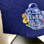 Gildan NWT I Wet My Plants Tee T-Shirt Garden Gardener Flowers Humor Grandma Cottage XL Photo 3