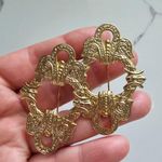 Vintage 80s Maximalist Gold metal lightweight pierced earrings Photo 3