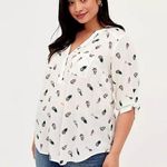 Torrid Harper Pullover Blouse Happy Hour Skull White Pineapple Photo 0