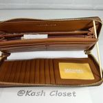 Michael Kors  Luggage Travel Continental Wristlet Large Wallet Photo 6