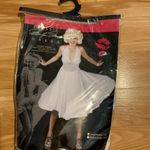 Fun world Marilyn Monroe Elegant‎ White Halter Dress Tan Size undefined Photo 1