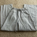 Uniqlo  grey wide leg sweatpants  Photo 0