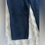 Lululemon On The Fly Crop *Woven 23"
True Navy size 10 Photo 4