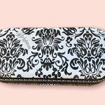 Brighton  sunglasses tin case Photo 1