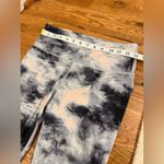 Athleta Elation 7/8 Ice Dye Orchid Pink Tight Size Small Tall Photo 3