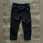 Urban Outfitters Oufitters Capri Black Workout Leggings size Medium Photo 3