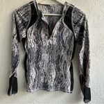Lululemon Black and White Women's Top Photo 3