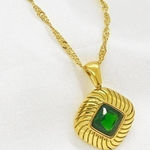 Emerald Pendant Necklace Green Photo 0