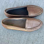 SAS Womens Copper Gold Comfort Loafers Shoes Slip On Size 7.5 Photo 1