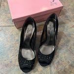 Touch of Nina the  | size 8 | heels with gemstones Photo 3