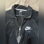 Nike  jacket Photo 1