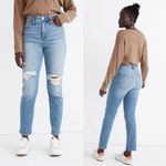 Madewell • The Curvy Perfect Vintage Jean in Denman Wash: Ripped Edition Photo 6