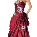 Burgandy Ball Gown Sweetheart Beading Long Taffeta Quinceanera Dress size Medium Photo 5