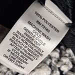 cupio  Black Textured Fabric Cozy Gray Sherpa Vest Photo 7