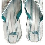 The North Face EUC  Flip Flop Sandals Size 10 Photo 2