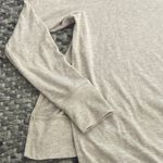 Alo Yoga Long sleeve Photo 1