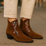 NWOT ~ CARLOS SANTANA Embroidered Suede LEATHER Cowboy Boots Booties ~ Women's 8 Brown Photo 0