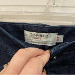 Torrid  202087 Stretch Boyfriend Straight Blue Denim Jeans 16R Photo 3