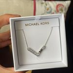 Michael Kors NWT WOMEN'S  Sliver-TONE CRYSTAL BRASS NECKLACE Photo 1