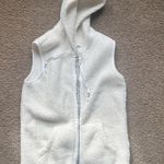 Roxy NWT  Cream Shearling Vest Size Large Photo 1