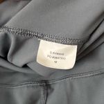 Vuori  M Studio Pocket Leggings in Blue Grey Photo 4