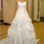 Maggie Sottero wedding dress size 8. White Photo 2