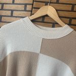 Free People  Tan And White Checkered Sweater Size Medium Photo 2