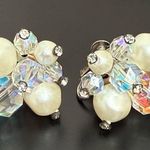 Vintage LAGUNA AB Crystals Aurora Borealis Faux Pearl Cluster Beads Earrings 14g White Photo 5