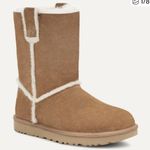 UGG  Classic Short Women’s Photo 0