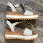 Toms  Women's Cream Wedge Sandals Heels Photo 4