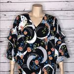 Crescent Alfani Woman NWT Size 3X Moon Floral Print Ruffle V-Neckline Blouse Top Photo 1
