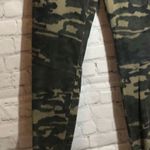 Forever 21  camouflage jeans Photo 4