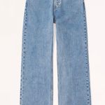 Abercrombie & Fitch Abercrombie 90’s relaxed High-Rise Jeans Photo 0