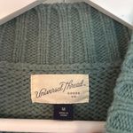Universal Threads Universal Thread green fair isle mock neck sweater M Photo 3