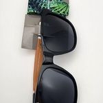 Falls Creek NWT  Black & Faux Wood Sunglasses & Leaf Patterned Cord Photo 0