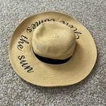 Women’s Wide Brim Floppy Here Comes the Sun Straw Hat Vacation Black Tan Photo 3