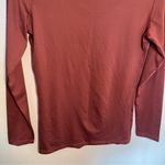 Long Sleeve Athletic Top V Photo 6