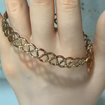 Super Cute Lightweight Bracelet Photo 1