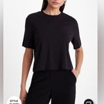 EXPRESS NWT Crew Neck Short Sleeve Cropped
Boyfriend Tee size M Photo 1