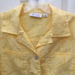 FINAL MARKDOWN Denim and company tone on tone blouse small Yellow Photo 3