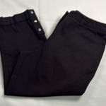 Peter Nygard Black Classic Capris Photo 0