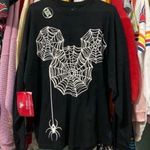 Disney parks boo crew spider web halloween glow in the dark spirit jersey M NWT Photo 0