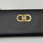 Salvatore Ferragamo -FERRAGAMO
Dark Gray Leather Zip Around Wallet Excellent condition. Photo 0