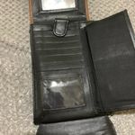 Black crossbody bag with removable/adjustable brown strap GUC Photo 3