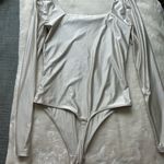 Babaton Elegant Cream Long Sleeve Bodysuit Photo 3