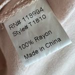 Piko  1988 blush hi lo sleeveless v-neck top Photo 4