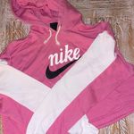 Nike 🦄Rare🔥 Pink Crop Hoodie- Med🔥 NWOT Photo 1