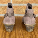 OTBT Women's Rocker Wedge Bootie Stone
Leather size 9 Photo 6